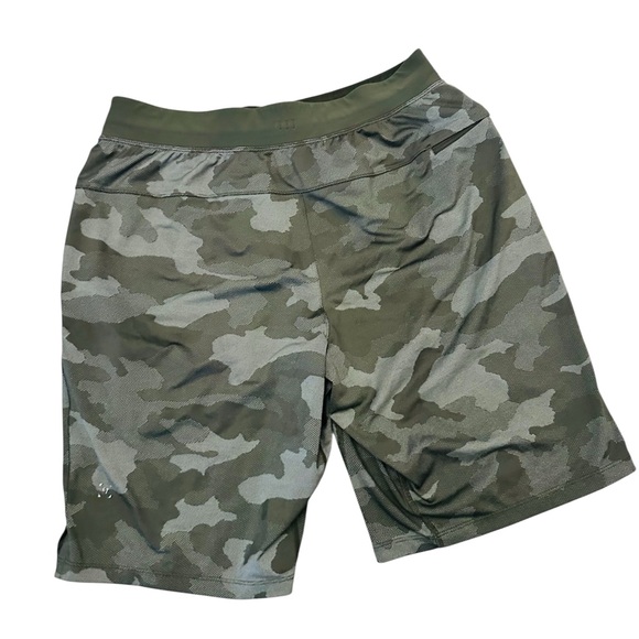 Men's Green Camo Performance Shorts - Picture 6 of 11